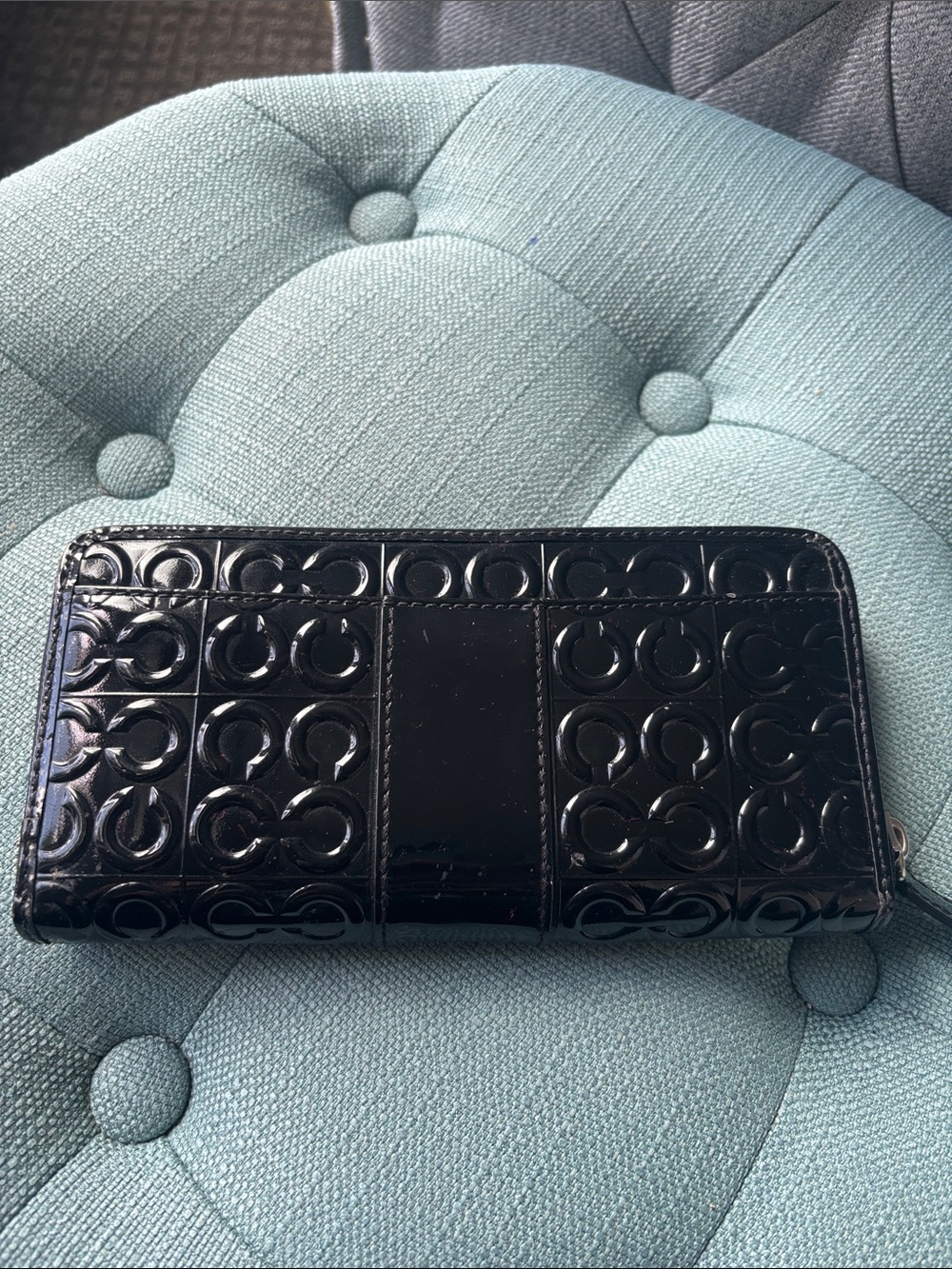 Coach Black Patent Leather Zip Wallet with Signature 'C' Embossing - Picture 2 of 4